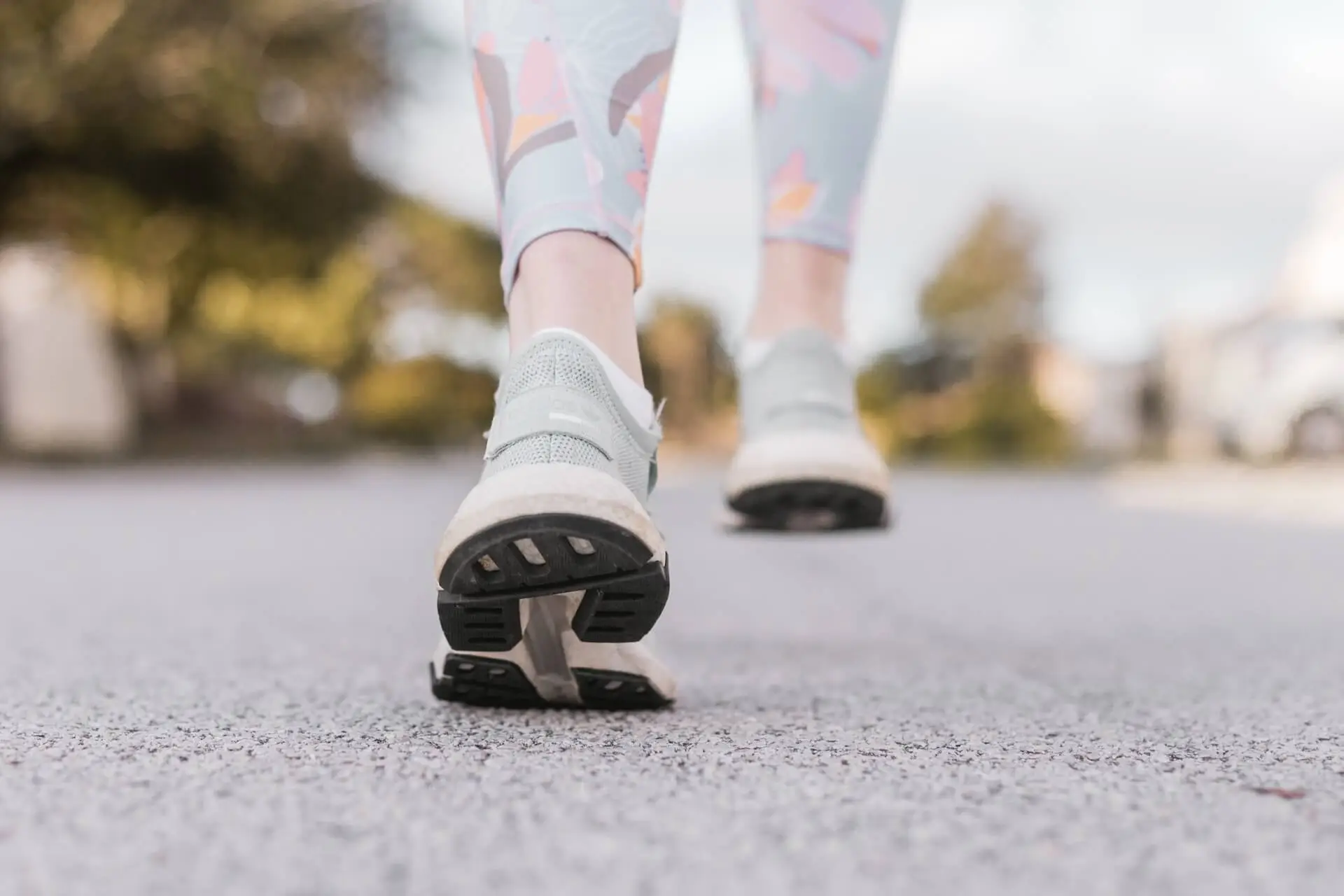 Relieve Shin Pain from Walking: Effective Ways to Ease Discomfort